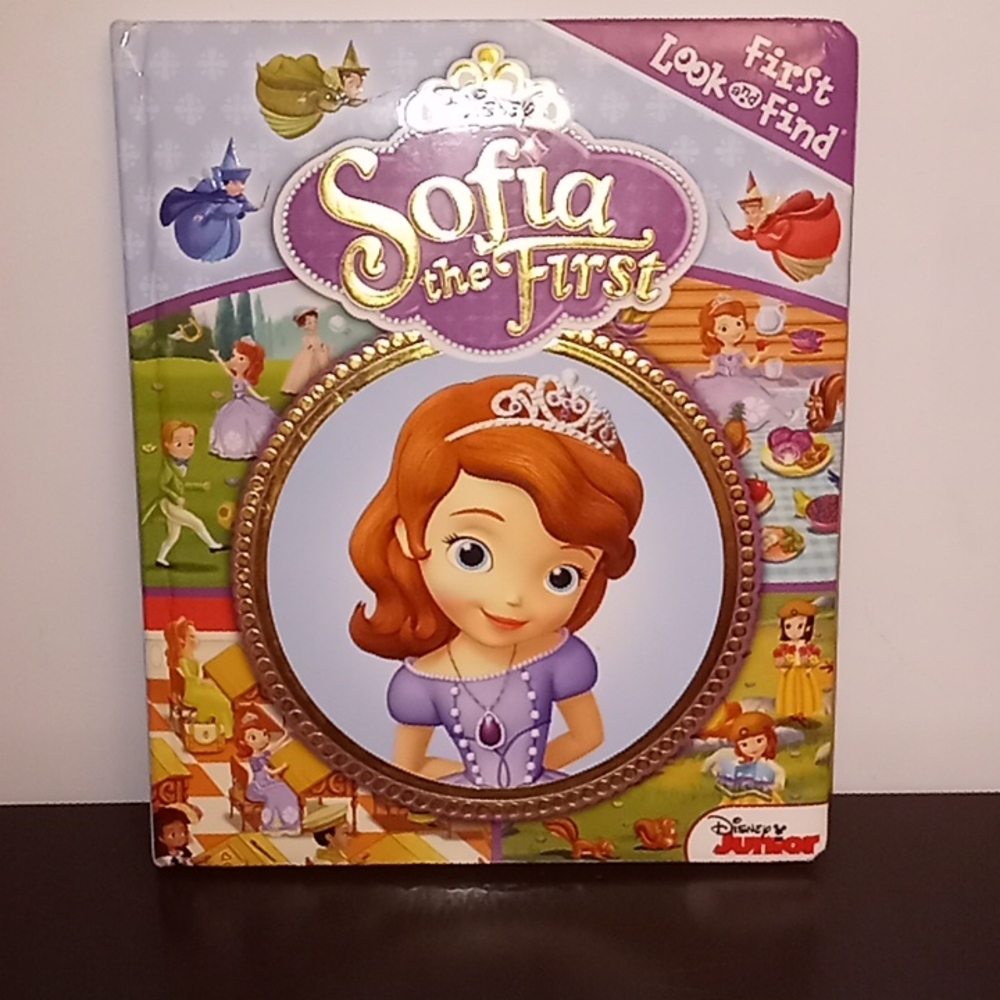 Jumbo Disney Sofia the First Learning Hardcover Book